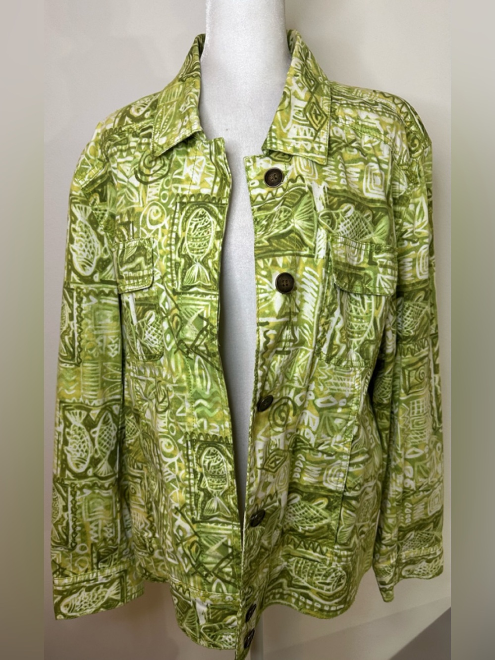 Chico's Green & White Abstract Fish Print Jean Jacket - Size 3